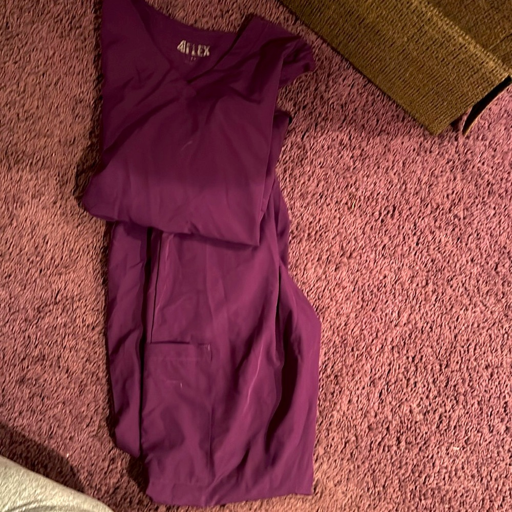 Purple scrub set